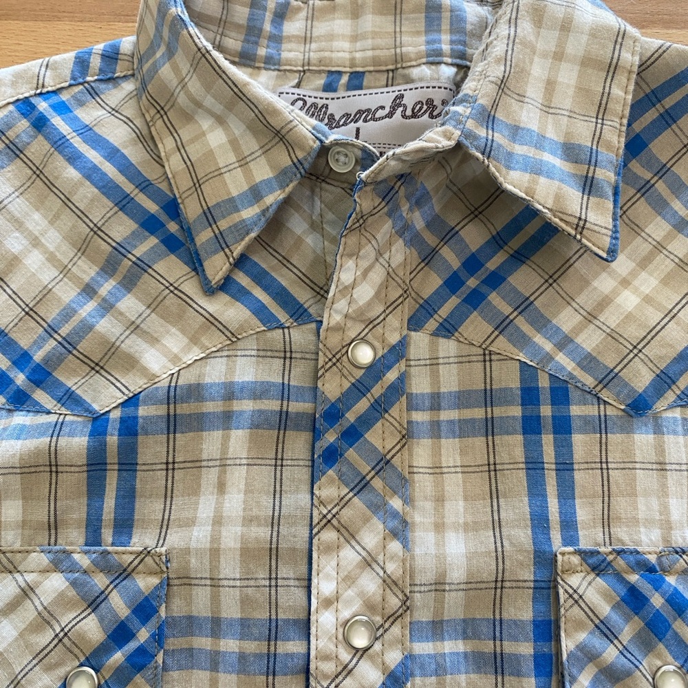 Vintage Men’s Wrangler Plaid Western Snap long sleeve Shirt Tan Blue